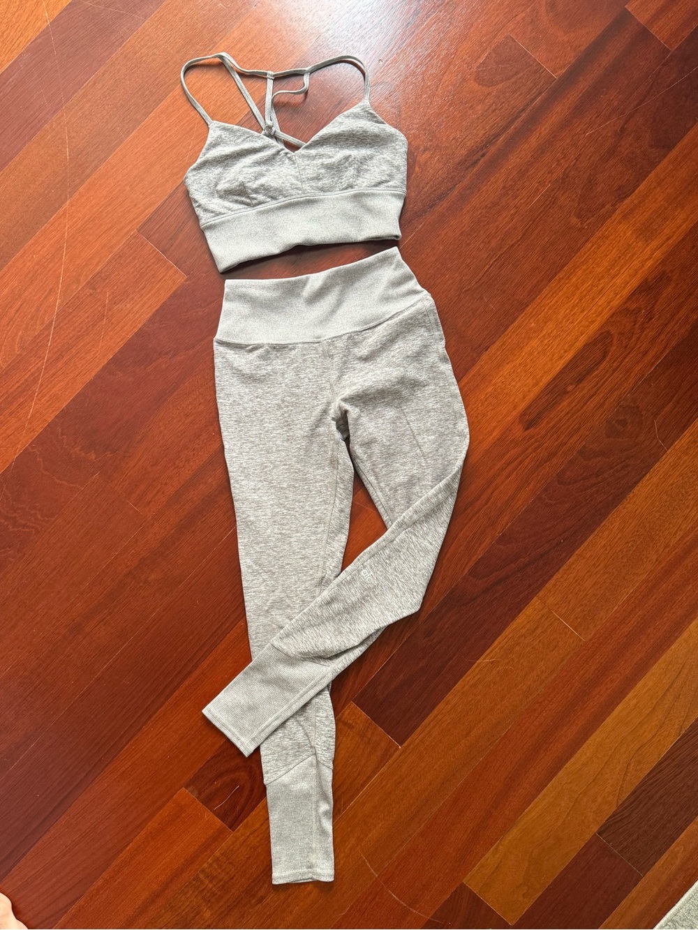 High-Waist Heather Tan/Grey Alo set - Comfortable Everyday Fit